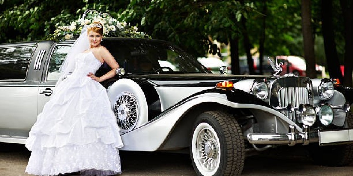 Vintage Wedding Car Rental in Chicago